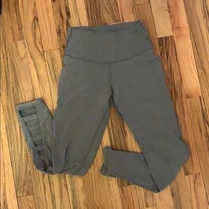 Old Navy 7/8ths high rise lattice yoga leggings